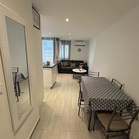 Апартаменти Graziella 100